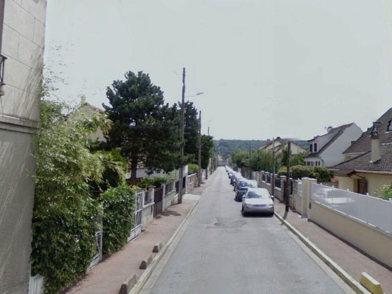 --------------------